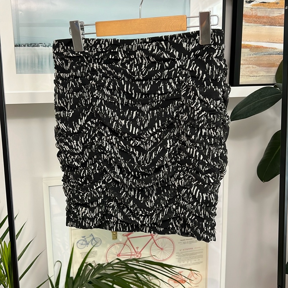 Rouched mini skirt
